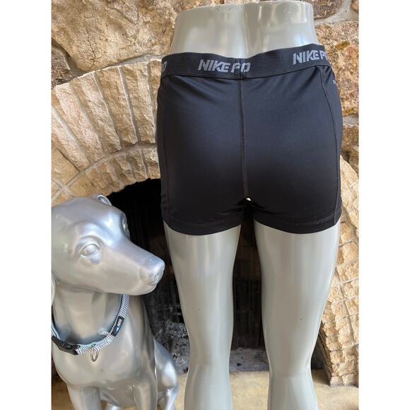 Nike Pro Combat Dri Fit Shorts Women’s Size Medium - Picture 4 of 7